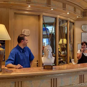 Hotel Awa